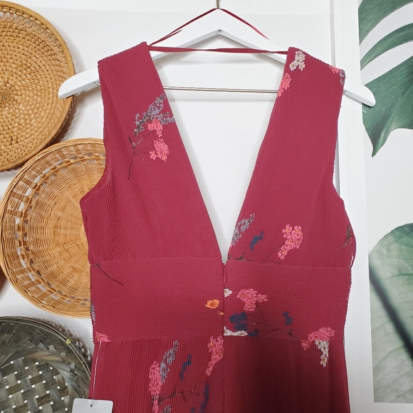 Keepsake Night Fall Floral Printed V-Neck Open Back Jumpsuit Cutout Wide Leg - Picture 6 of 8